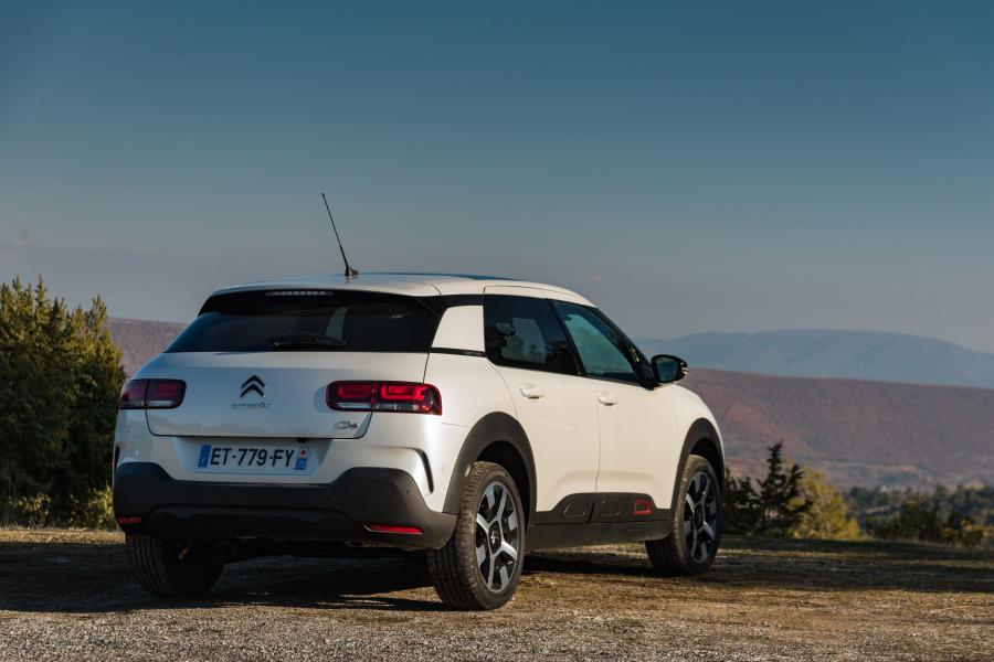  Citroen C4 Cactus 2018 года  (WW) (фото 27 из 40)